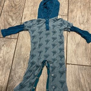 Darling kickee pant hooded outfit